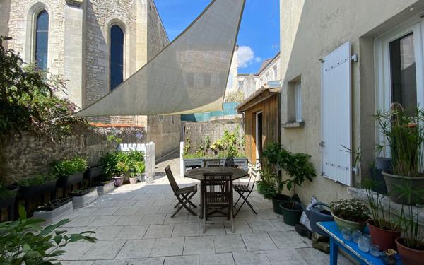 Maison à vendre    3 pièces • 58,24 m2 Rochefort