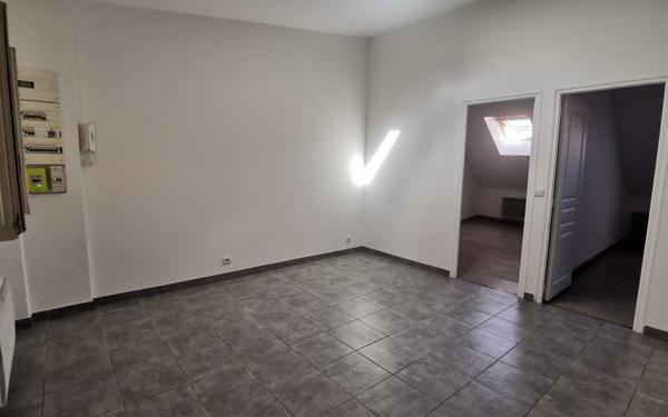 Appartement à louer    3 pièces •  Melun
