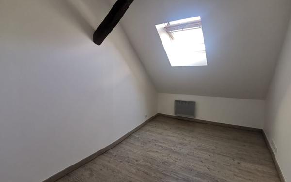 Appartement à louer    3 pièces •  Melun