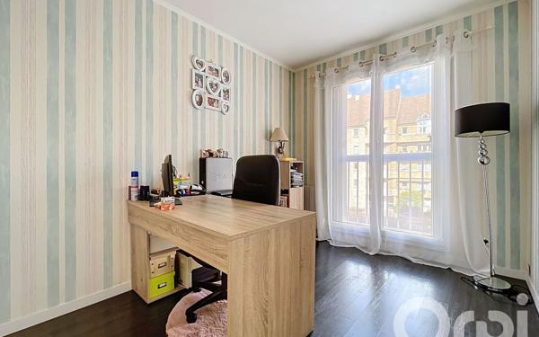 Appartement à vendre    3 pièces • 62,80 m2 Longjumeau