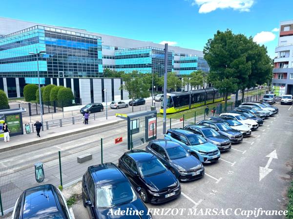 APPARTEMENT 76 m2 - LUMINEUX - BALCON - 3 CHAMBRES - PROCHE GARE/TRAM - GARAGE - PARKING