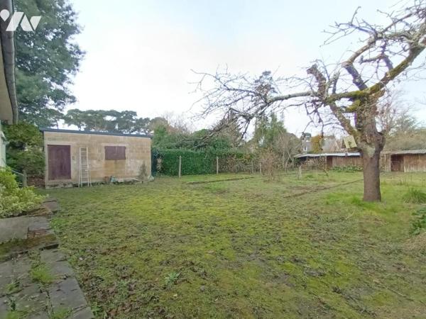 Ensemble immobilier avec maison 3 chambres et local commercial loué !