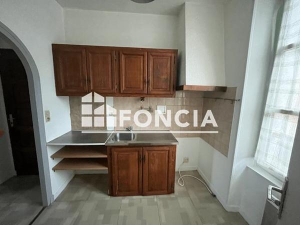 Location Appartement 3 pièces 42.14 m² - 1 RUE DE TILLANCOURT Chateau Thierry 02400