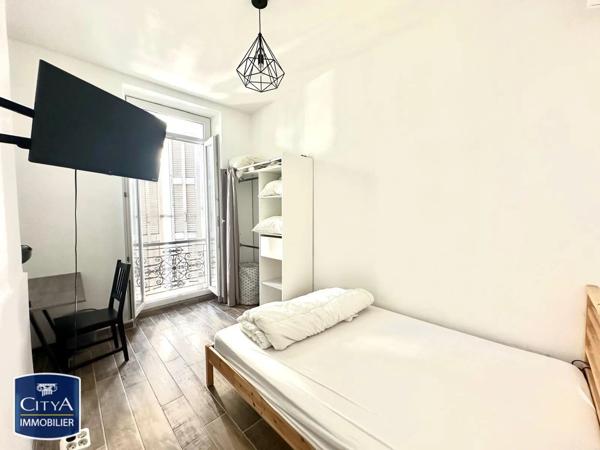 Appartement à louer 1 pièce 12m² Toulon (83000)