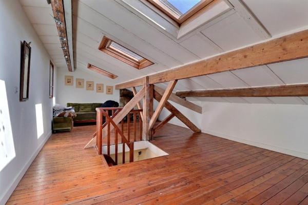 BORDEAUX quartier Judaïque - à vendre maison bourgeoise en pierre avec 3/4 chambres et patio
