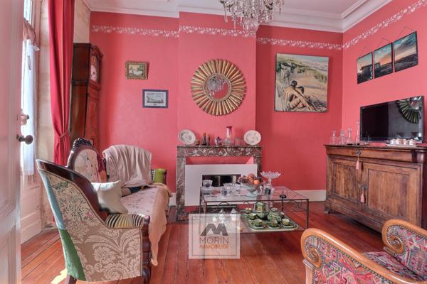 BORDEAUX quartier Judaïque - à vendre maison bourgeoise en pierre avec 3/4 chambres et patio