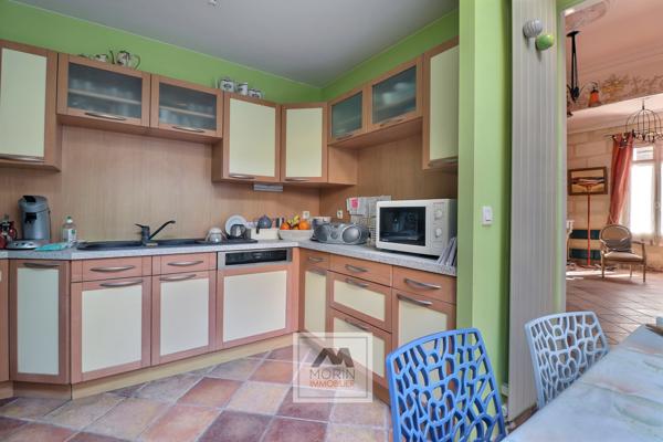 BORDEAUX quartier Judaïque - à vendre maison bourgeoise en pierre avec 3/4 chambres et patio