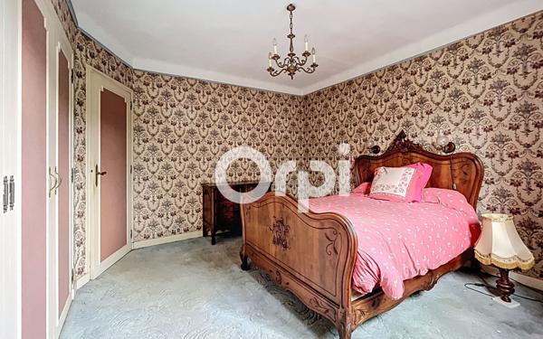 Maison à vendre    5 pièces •  Brive-la-Gaillarde