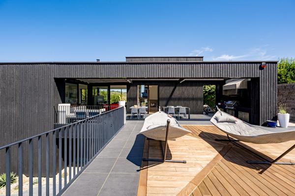 Maison d'architecte Meublée Piscine et Jacuzzi vue mer SAINT LAURENT