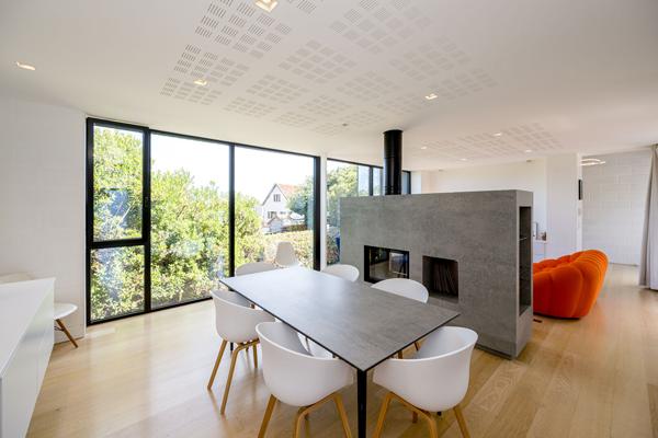 Maison d'architecte Meublée Piscine et Jacuzzi vue mer SAINT LAURENT