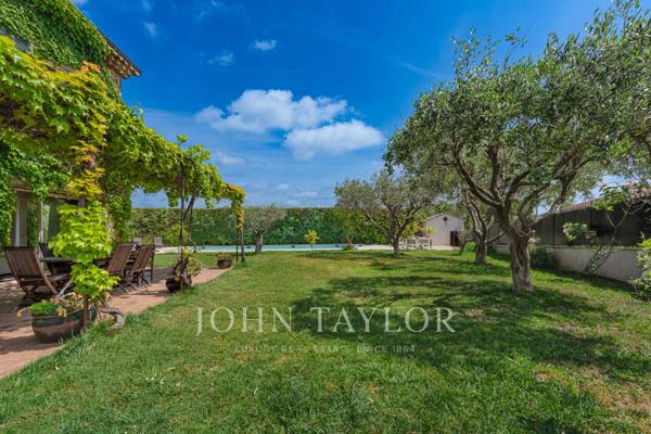 Mougins Co exclusivité - Magnifique bastide provençale au calme absolu