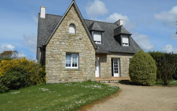 Maison à louer    5 pièces • 156,99 m2 Plougar