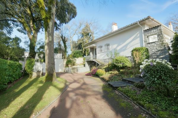 Royan, Le Chay, Emplacement, Volume et qualité de construction !