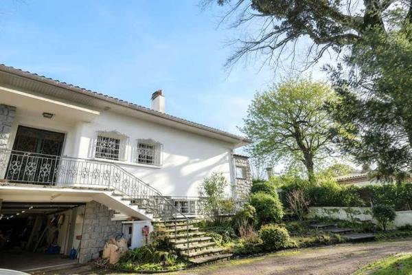 Royan, Le Chay, Emplacement, Volume et qualité de construction !