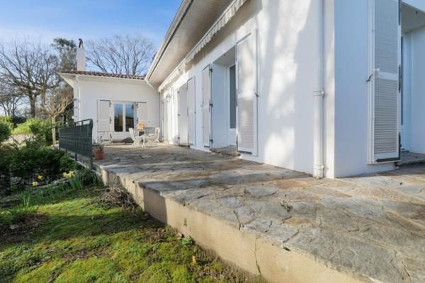 Royan, Le Chay, Emplacement, Volume et qualité de construction !