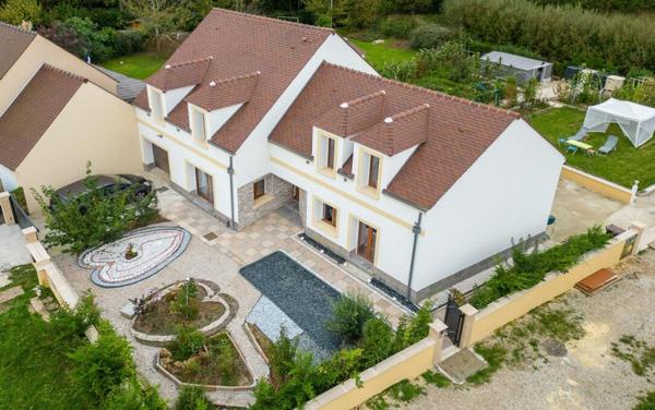 Meaux maison à vendre - 220 m2 - 6 chambres - sous-sol total