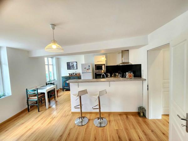 Exclusivité : Petit Andelys, agréable maison sans travaux de 94.50 m2 proche des bords de Seine, - 2 chambres sur 153 m2 de terrain - Prix 317.700