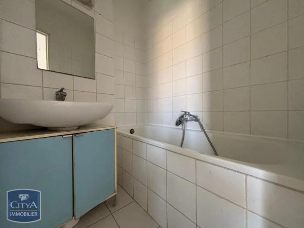Appartement à louer 1 pièce 29.57m² Aix-en-Provence (13100)