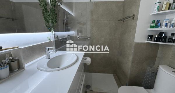 À vendre Studio 27 m² - Hyères 83400