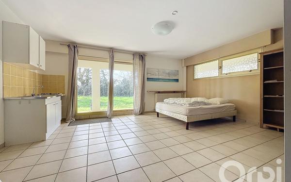 Maison à vendre    8 pièces • 450,70 m2 Apremont