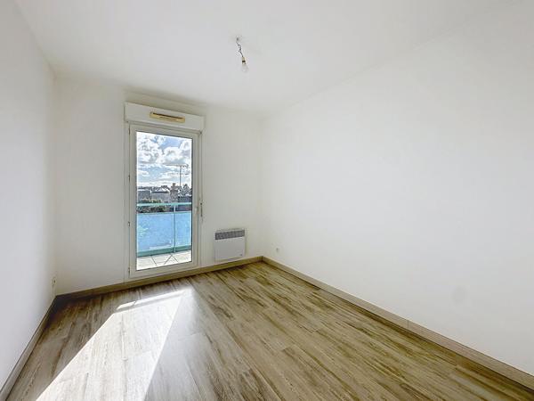 APPARTEMENT DUPLEX 3 CHAMBRES 99M2 SAINT BRIEUC PROCHE CENTRE AVEC BALCONS ET GARAGE