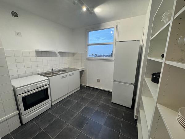 Appartement Livry Gargan 3 pièce(s)  52,56 M² m2 location