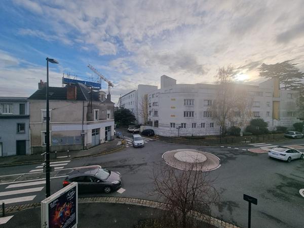 Nantes Zola, T2 avec avec loggia et parking.