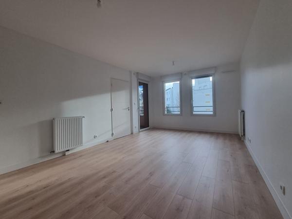 Nantes Zola, T2 avec avec loggia et parking.