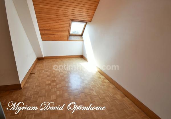 Maison de caractère 5 chambres – Jardin - T1- Coeur de Rostrenen