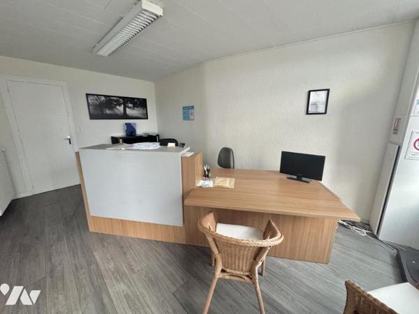 Bien mixte à usage commercial et habitation en plein centre-ville de Savenay 