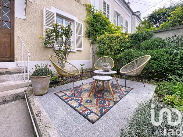 Maison à vendre 8 pièces 145 m² Bougival
