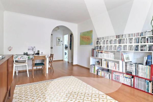 APPARTEMENT 3 PIÈCES LUMINEUX ET BIEN OPTIMISÉ - 75020 Paris 20ème - Réf 1915