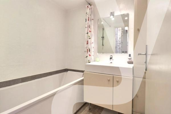 APPARTEMENT 3 PIÈCES LUMINEUX ET BIEN OPTIMISÉ - 75020 Paris 20ème - Réf 1915