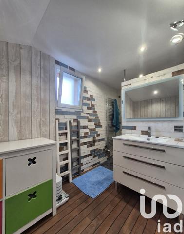 Maison à vendre 4 pièces 200 m² Le Pian-Médoc