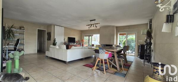 Maison à vendre 4 pièces 200 m² Le Pian-Médoc