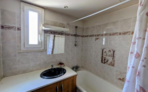 Appartement à vendre    3 pièces •  Avignon