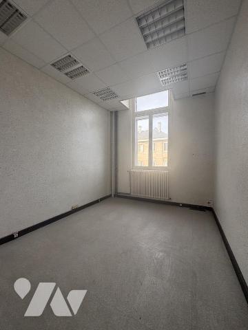 Immeuble de standing secteur gare (1h20 de PARIS)