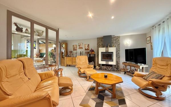 Maison à vendre    4 pièces •  Couternon