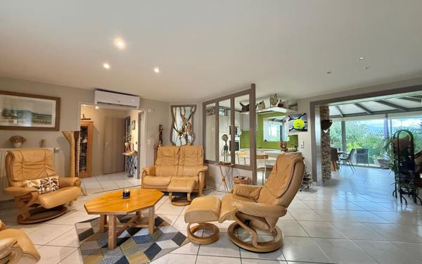 Maison à vendre    4 pièces •  Couternon