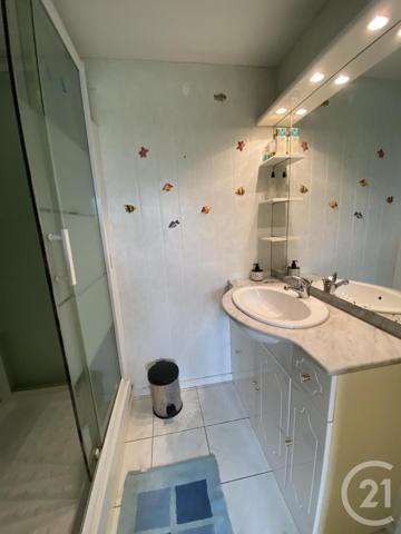 Maison à vendre  5 pièces - 127,63 m 2   LA ROCHELLE  - 17
