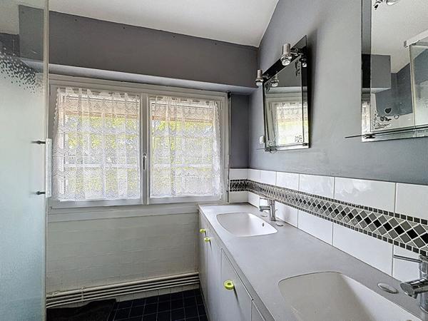 Carquefou Est, Propriété de charme 230 m² au sol.