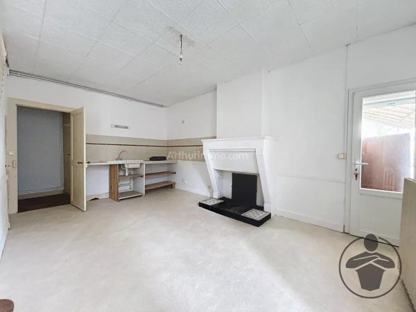 Location Appartement 4 pièces 79 m2 à Coutras