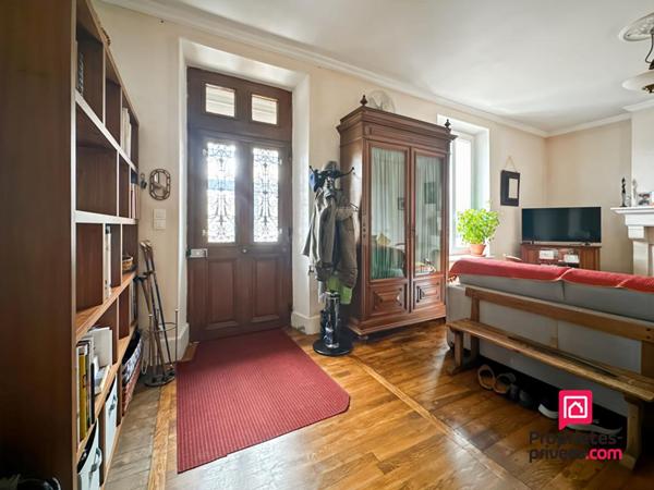 Maison Avallon 8 pièce(s) 200 m2