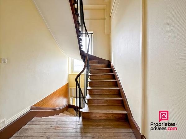 Maison Avallon 8 pièce(s) 200 m2