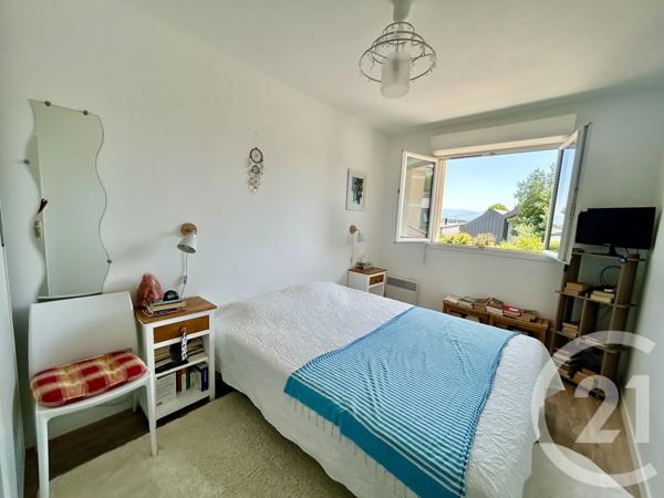 Appartement T4 à vendre  4 pièces - 78,81 m 2   BIZANOS  - 64