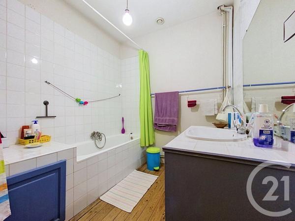 Maison à vendre  5 pièces - 120,08 m 2   ROCHEFORT  - 17