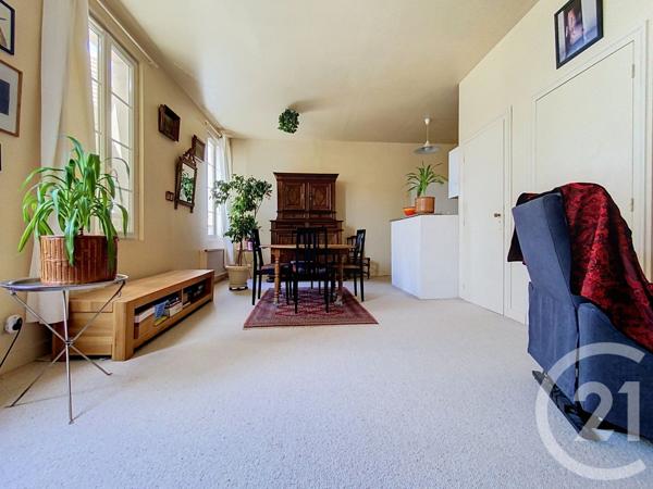 Maison à vendre  5 pièces - 120,08 m 2   ROCHEFORT  - 17