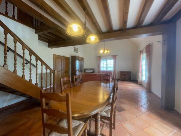 Maison à vendre à Malestroit - 5 pièces, 150 m²