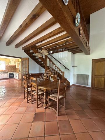 Maison à vendre à Malestroit - 5 pièces, 150 m²