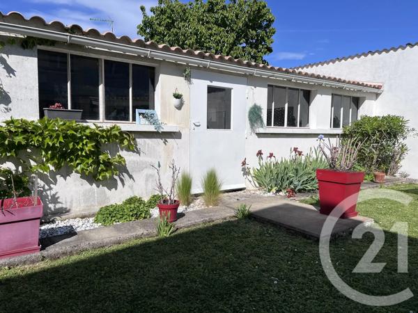 Maison à vendre  6 pièces - 104,98 m 2   LA ROCHELLE  - 17